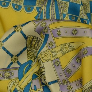 Ткань Шелк Атлас Принт "Желтый платок"  i3094 - фото 3