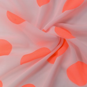 Бледно-розовый шифон в оранжевый горох 9694 плотность 60 гр/м²